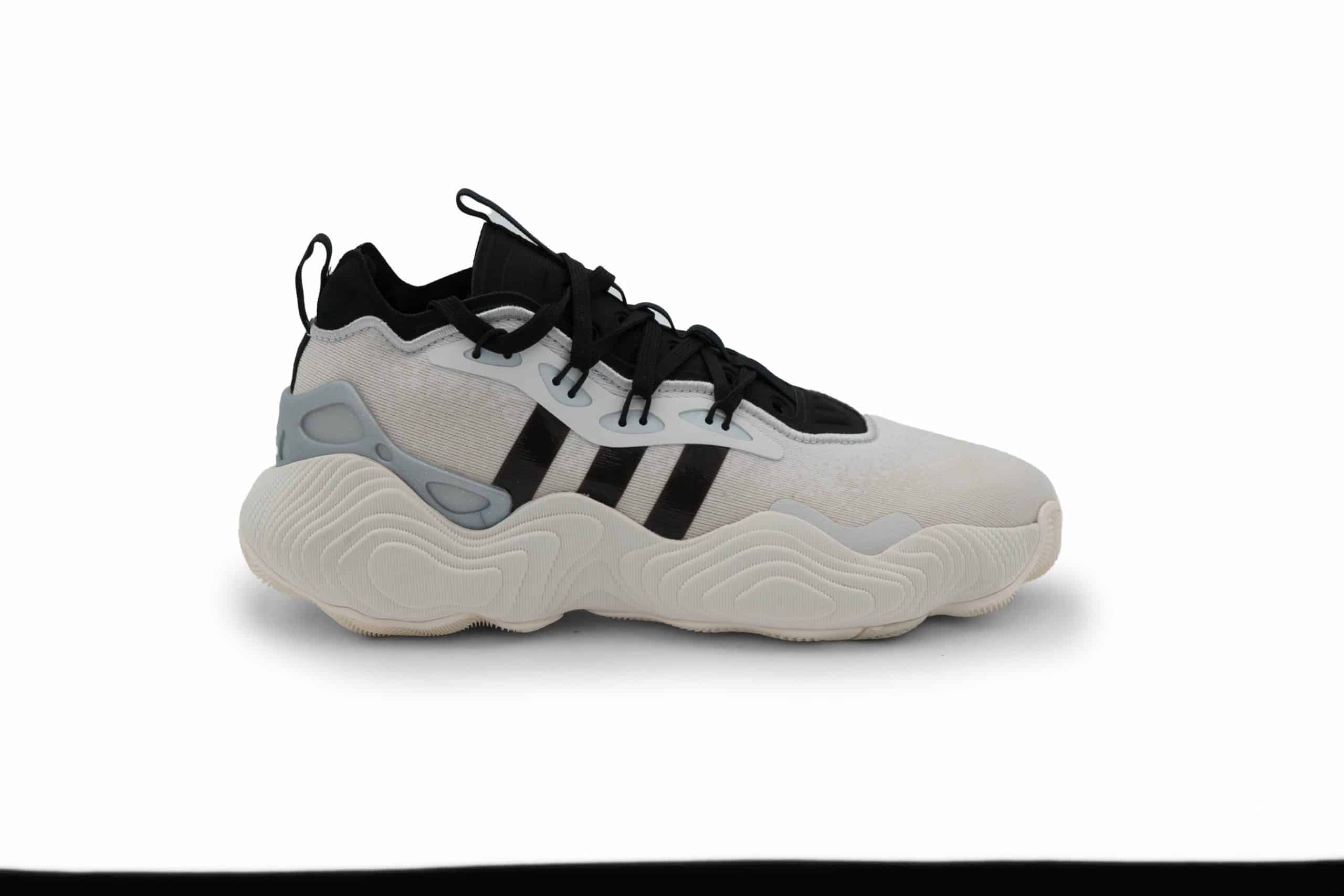 VOLLEYSTORE.IT | Lo shop online per la pallavolo e articoli da volley e beach volley | SCARPA PALLAVOLO TRAE YOUNG 3 ADIDAS